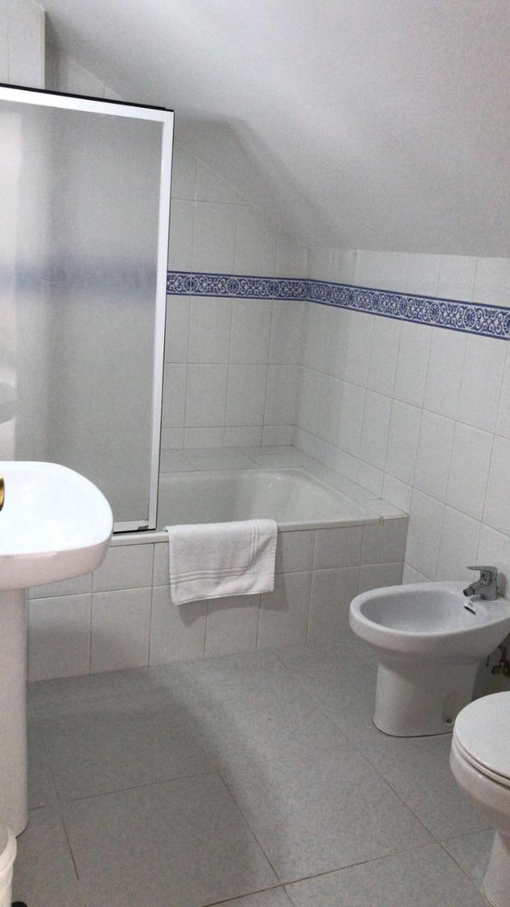 Hotel El Ancla فيلانويفا دي لا كانادا المظهر الخارجي الصورة